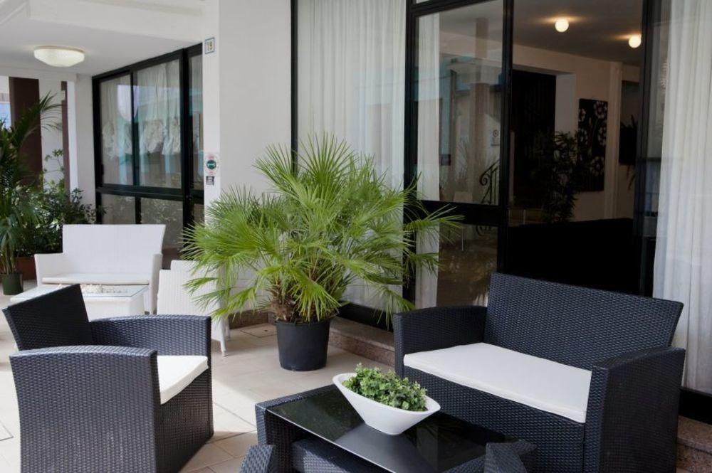 Hotel Foschi-Peninsula Bellaria-Igea Marina Esterno foto