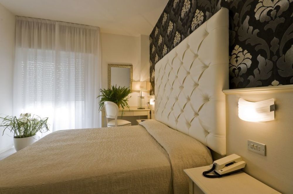 Hotel Foschi-Peninsula Bellaria-Igea Marina Esterno foto